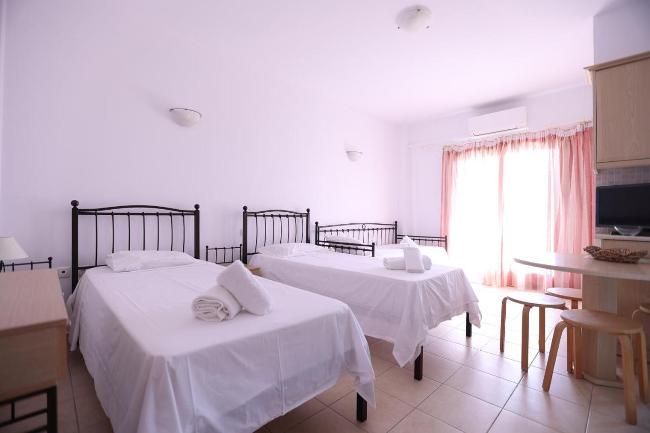 Seaside Gialova Apartment Pylos Exterior foto
