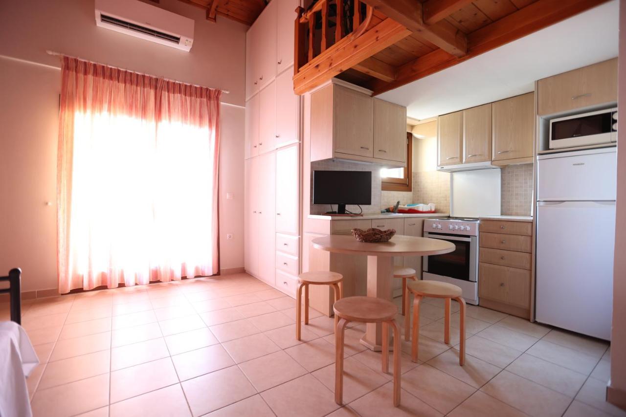 Seaside Gialova Apartment Pylos Exterior foto