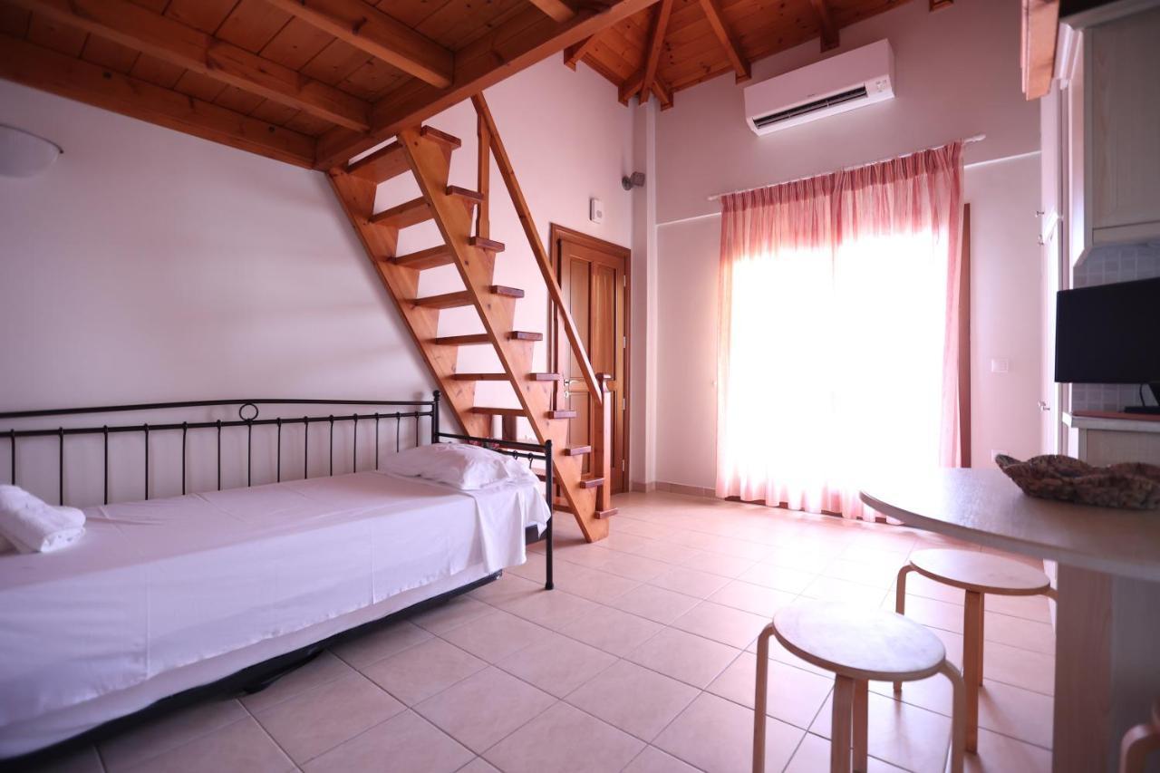 Seaside Gialova Apartment Pylos Exterior foto