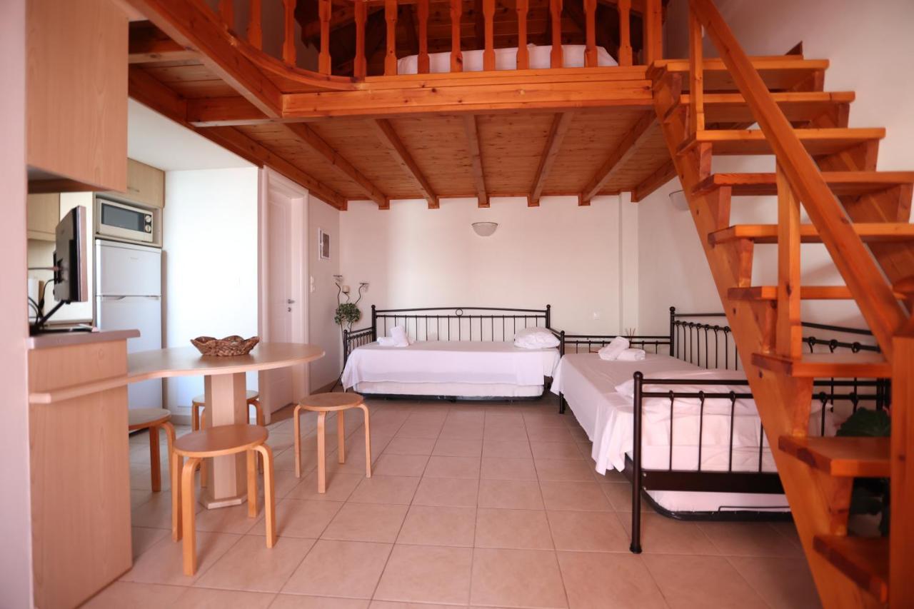 Seaside Gialova Apartment Pylos Exterior foto